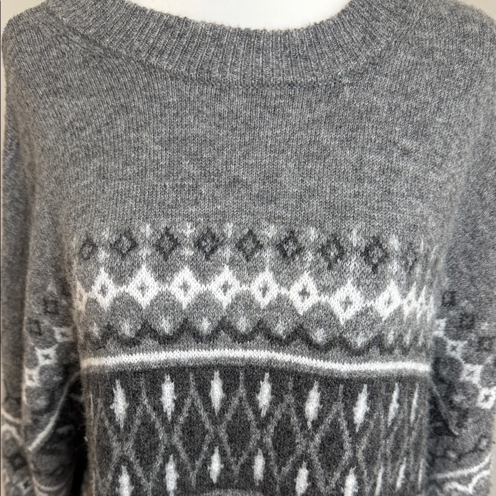 NWT American Eagle Gray Patterned Women's Sweater Dress size large - Picture 3 of 16